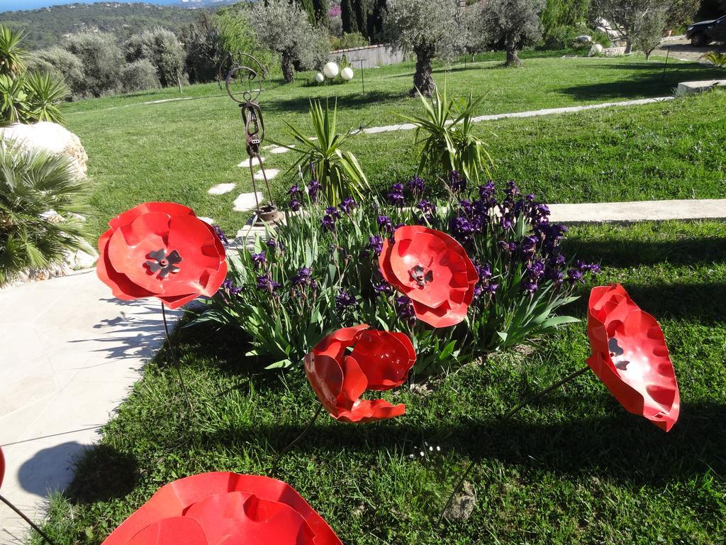 Les 4 Elements Bed & Breakfast Tourrettes-sur-Loup Ngoại thất bức ảnh