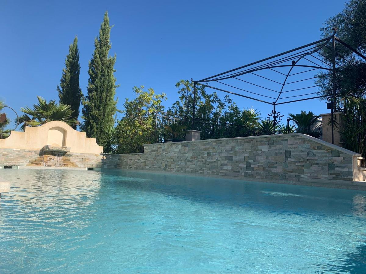 Les 4 Elements Bed & Breakfast Tourrettes-sur-Loup Ngoại thất bức ảnh