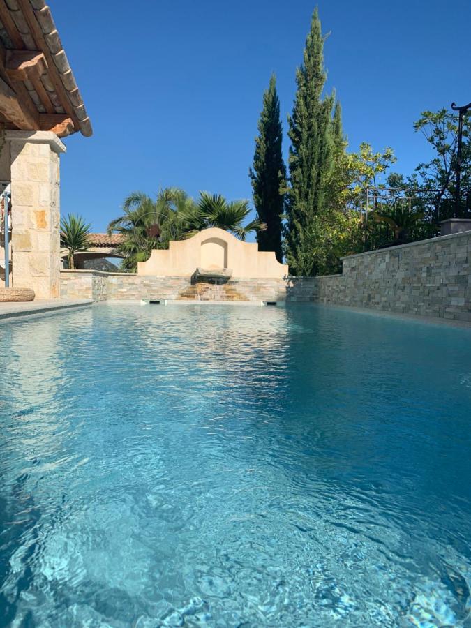 Les 4 Elements Bed & Breakfast Tourrettes-sur-Loup Ngoại thất bức ảnh